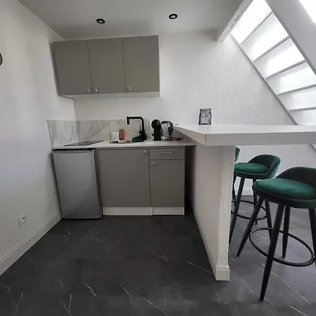 Agence Du Sacre Coeur Immobilier Lejlighed *